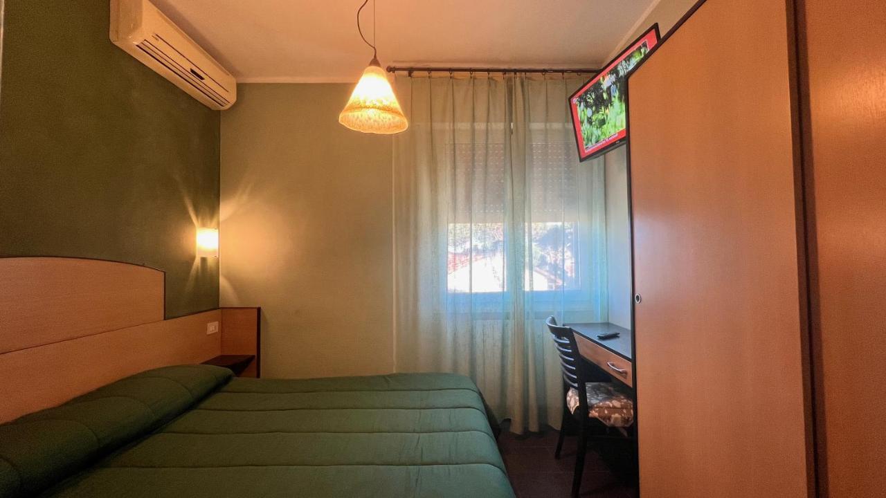Hotel Il Cavaliere Nero تيرّينْيا المظهر الخارجي الصورة