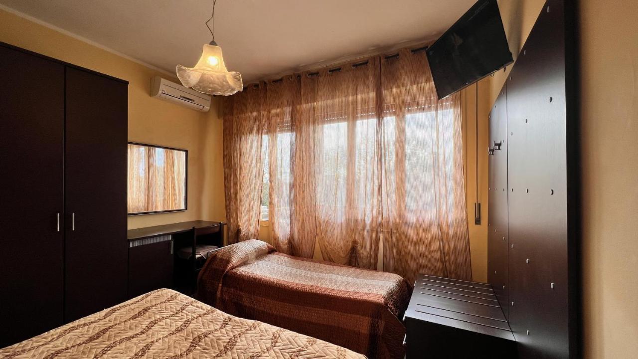 Hotel Il Cavaliere Nero تيرّينْيا المظهر الخارجي الصورة